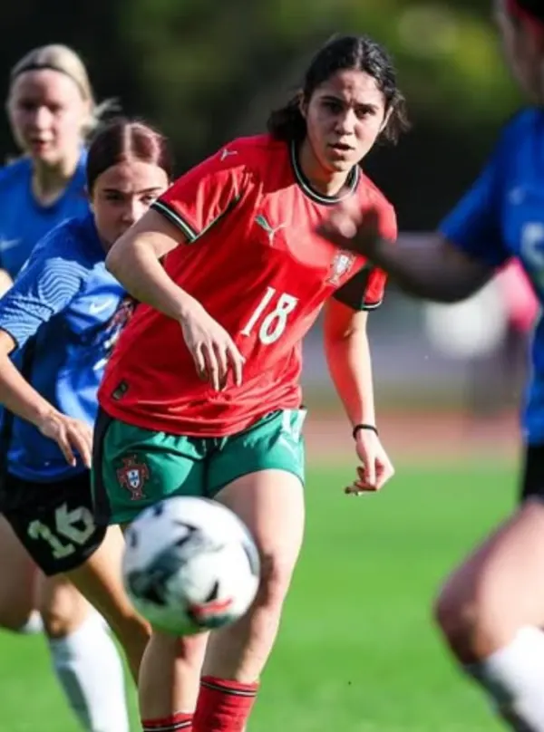 Leonor Sousa · Seleção Portuguesa de base #18